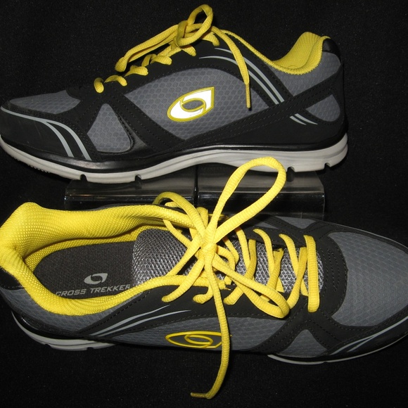 cross trekkers mens shoes
